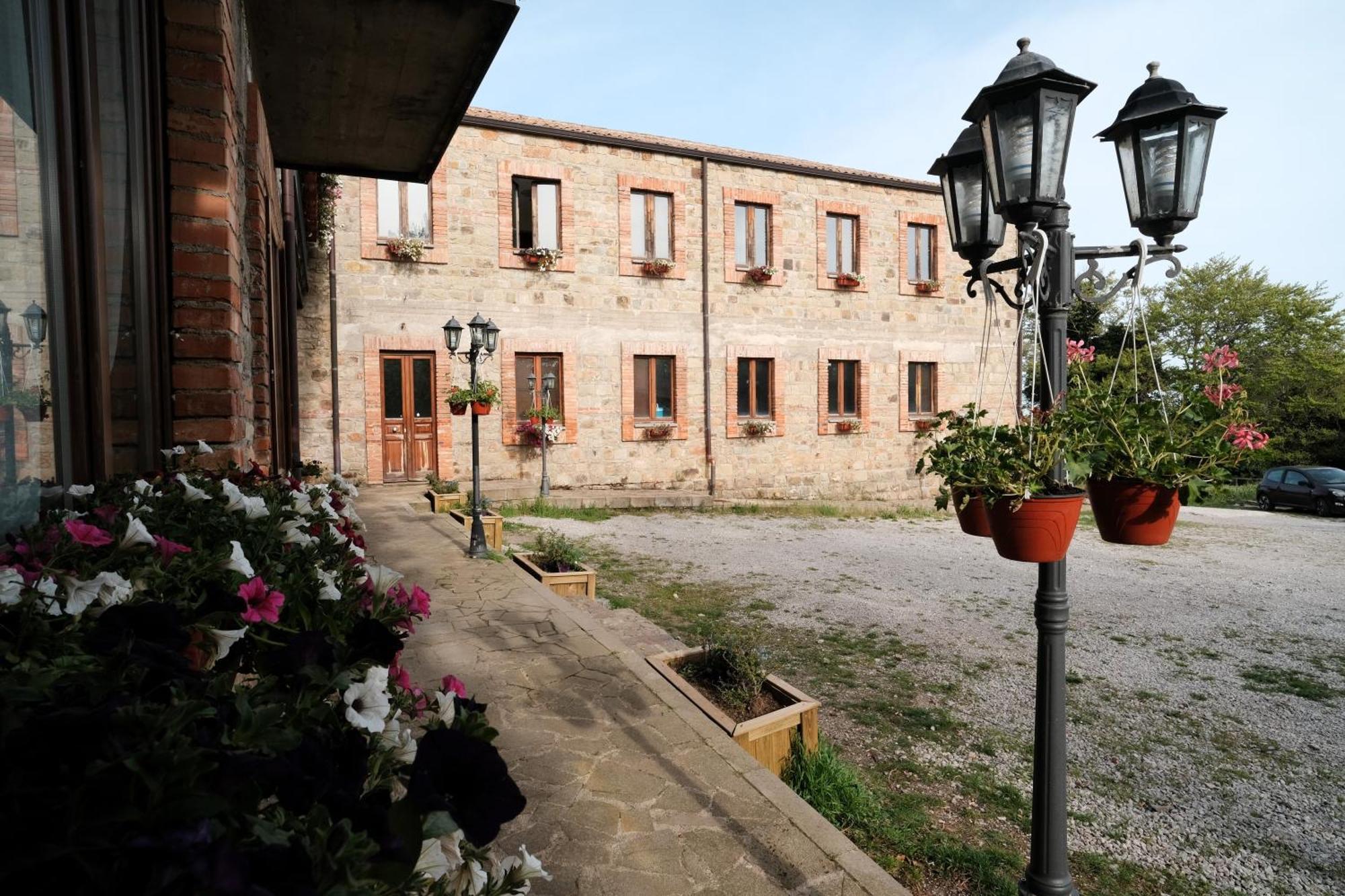 Nebris - Rifugio Del Parco Hotell San Fratello Eksteriør bilde